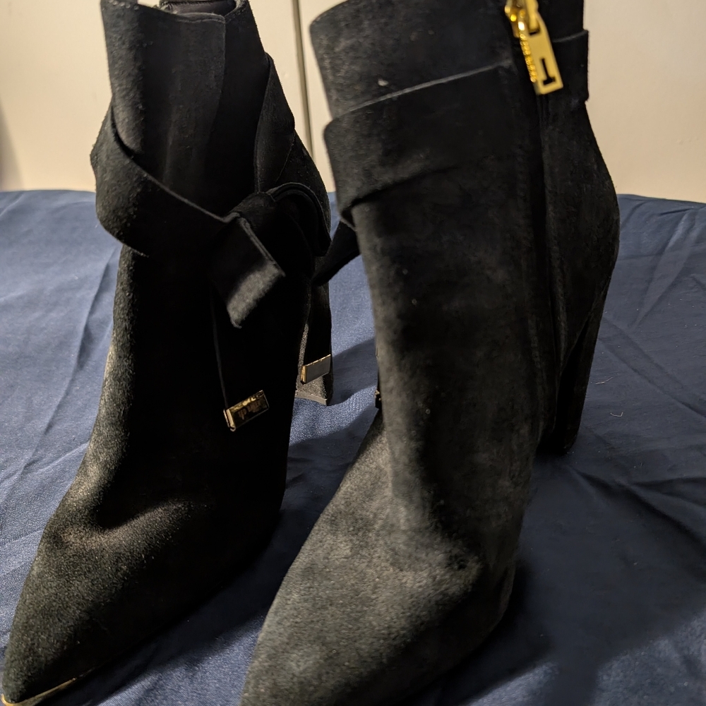 Ted Baker black suede heeled Sailly tie up ankle boots Size 8